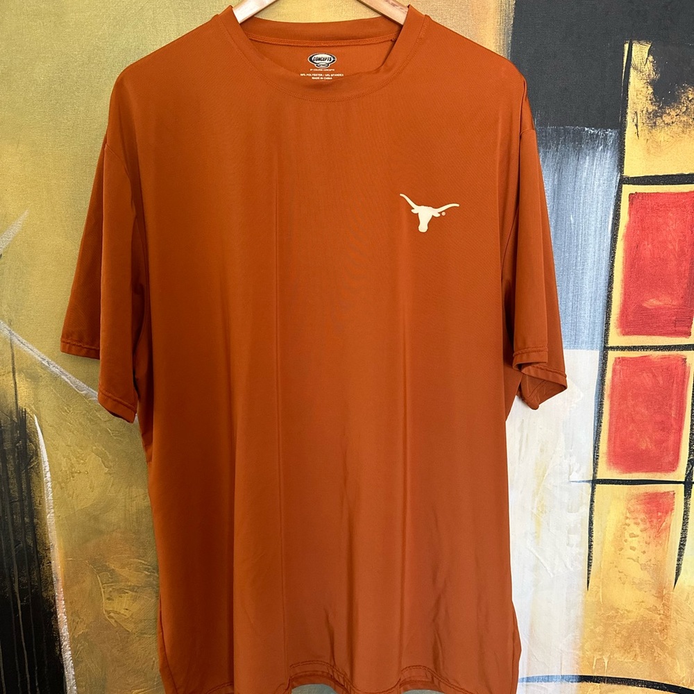 Men’s xxl dry fit university of texas tee